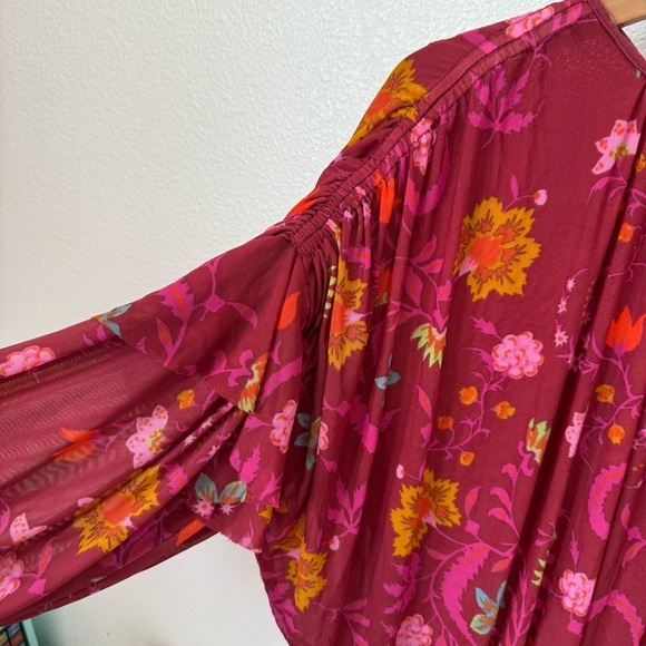 Free People Wildflower Honey Blouson Peasant Top Berry Floral Size Small - Picture 5 of 9